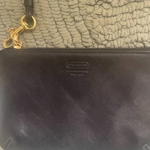 Vintage Coach Black Pebbled Leather Wristlet Wallet - Picture 4 of 7